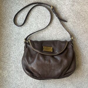 Marc by Marc Jacobs Chocolate Brown Classic Q Crossbody Bag in pebbled leather